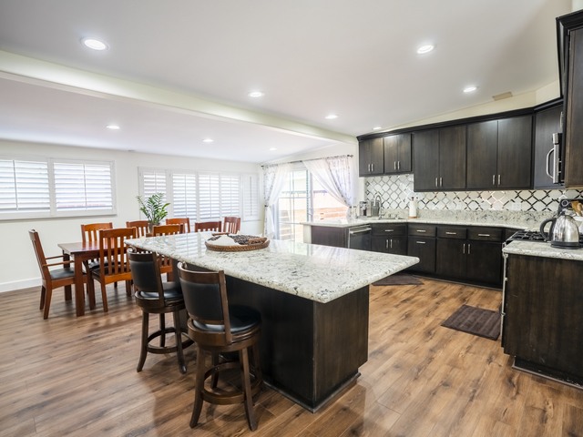 SUNCOAST SENIOR LIVING AT LONG BEACH Assisted Living Home Image in LONG BEACH, CA